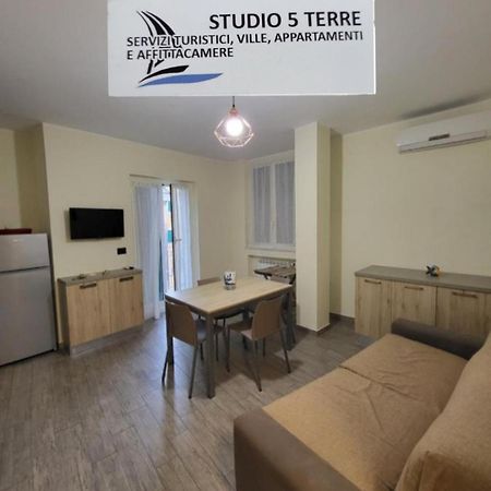 Puppo Apartments Корниглия Екстериор снимка