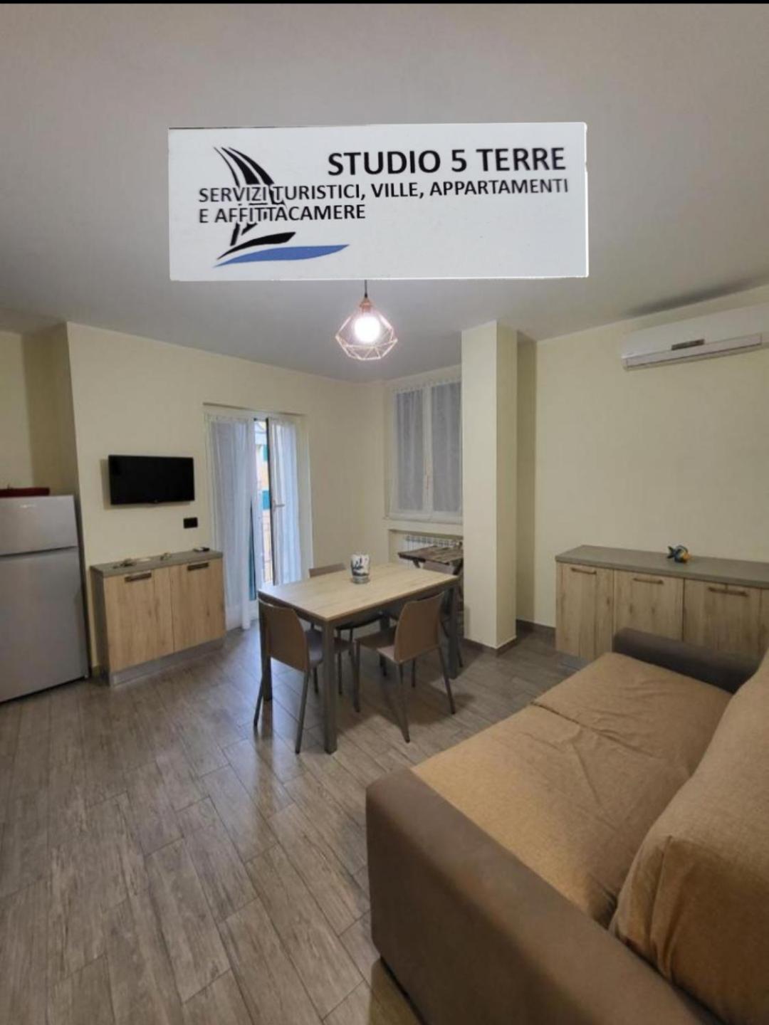 Puppo Apartments Корниглия Екстериор снимка